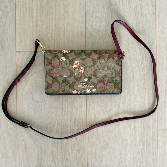 Coach Anna Floral Crossbody Clutch - Picture 1 of 5